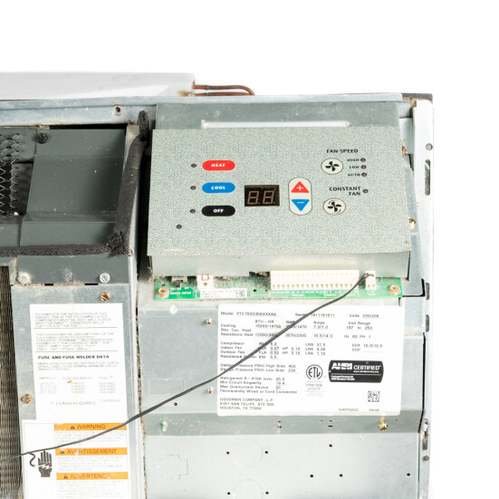 PTAC Unit - REFURB - Grade A - 9K - 230v - 15A - Resistive Electric Heat - Digital - A - Amana - 1 Product Image 2